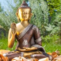 Statue Amogasiddhi Buddha sitzend 25 cm Messing 3 farbig