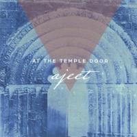 At The Temple Door [CD] Ajeet Kaur